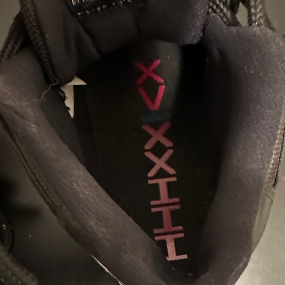 Air Jordan XI Space Jam Retro 2016 Men’s size 10 - Picture 9 of 13